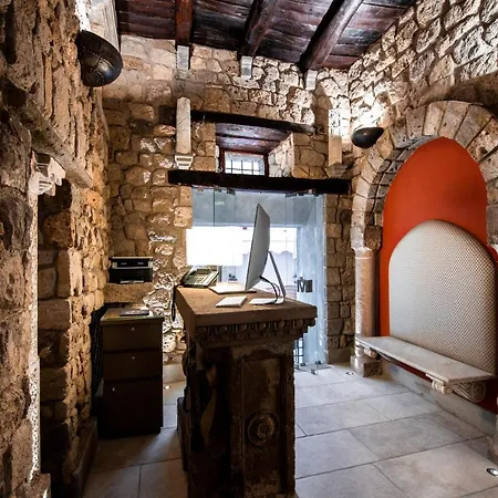 Antica Dimora Magi Pensjonat 2*